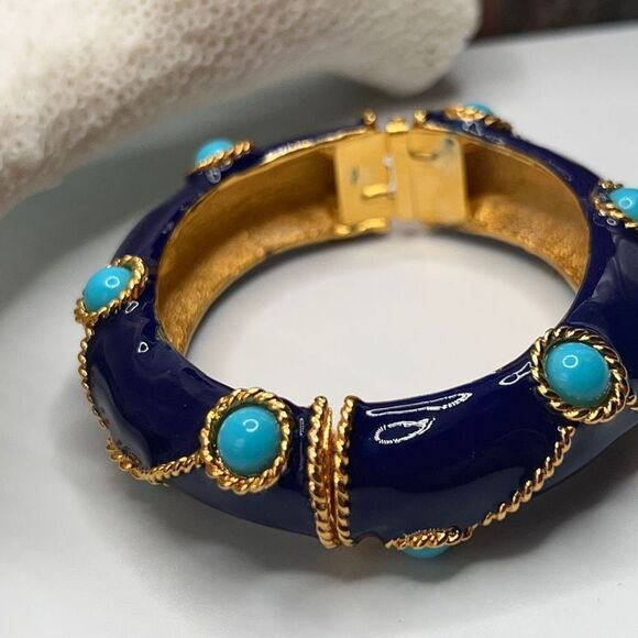 Kenneth Jay Lane Gold Lapis Turquoise Hinged Bangle - Picture 10 of 13